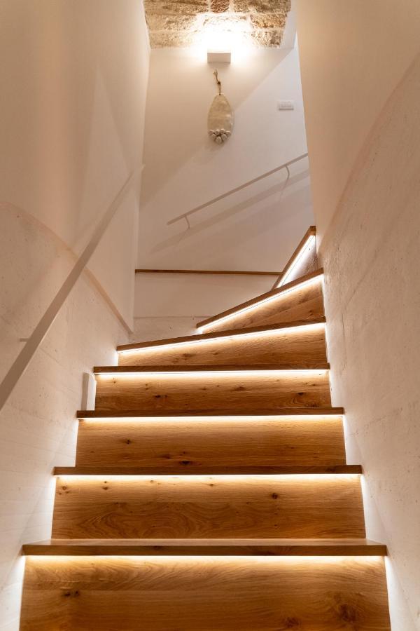 B-Welcome Rooms Of Charme E Relax Polignano a Mare Exterior foto