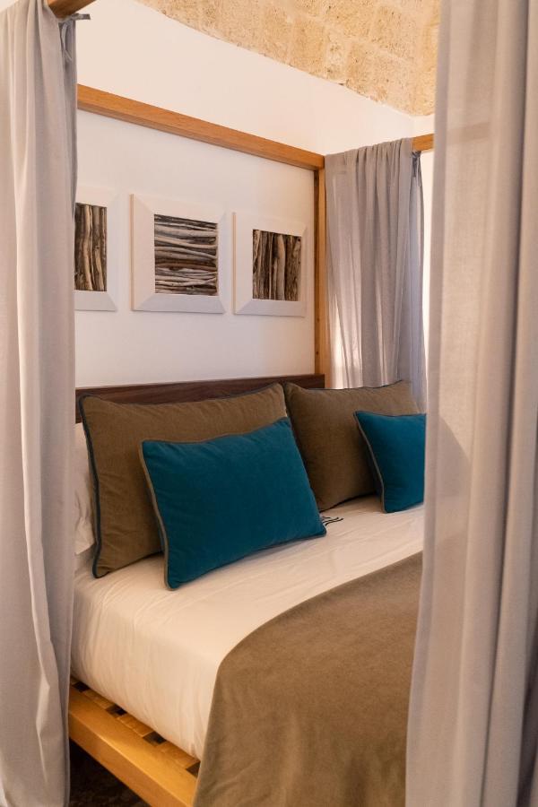 B-Welcome Rooms Of Charme E Relax Polignano a Mare Exterior foto
